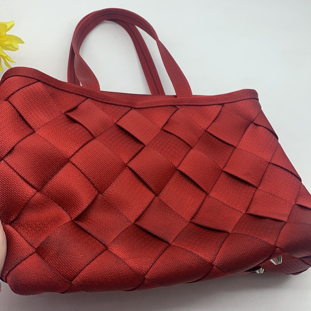 Maggie Bags Dark Red Seatbelt Tote Bag. MCB2611B - Picture 4 of 11